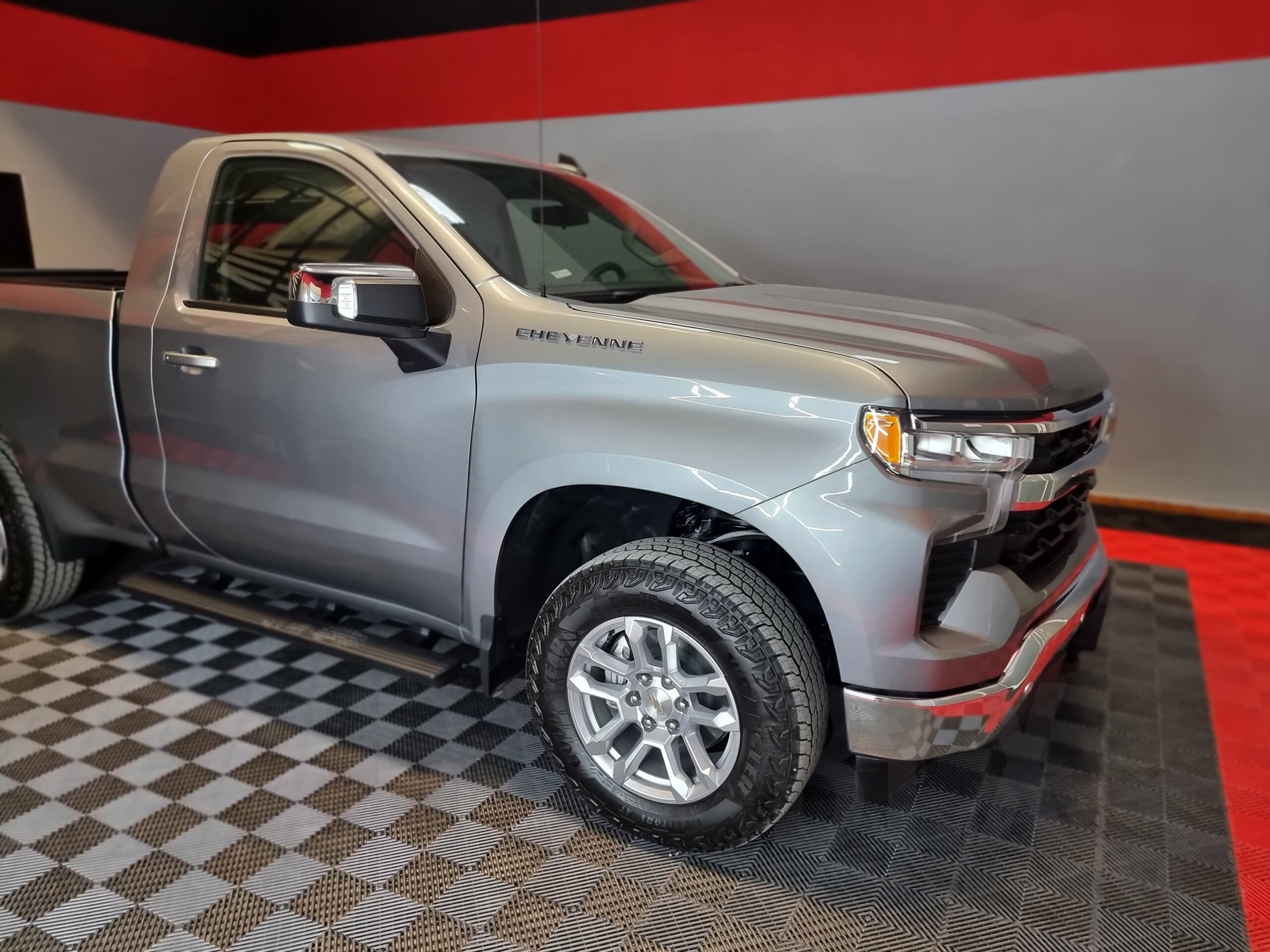 CHEVROLET CHEYENNE CABINA SENCILLA 2024 NIVEL 5 PLUS ⋆ BLX ARMORING